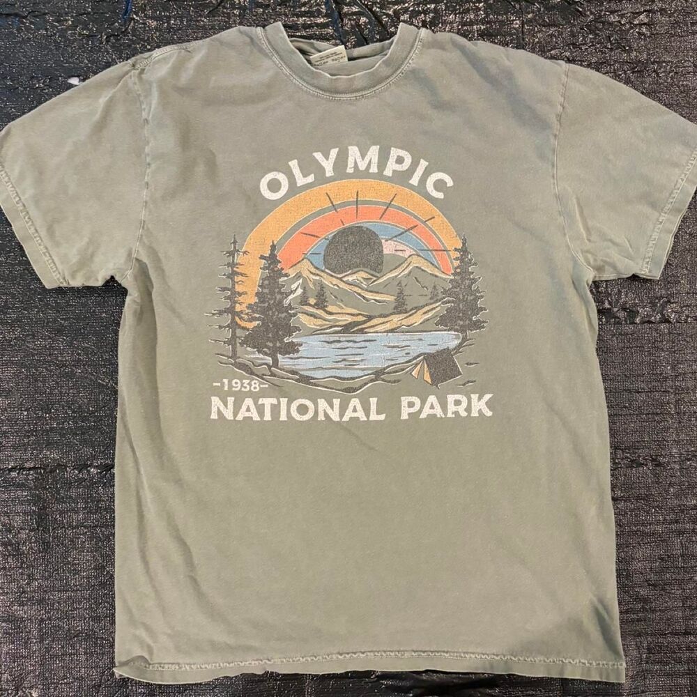 Comfort-colors Men's Green and Khaki T-shirt